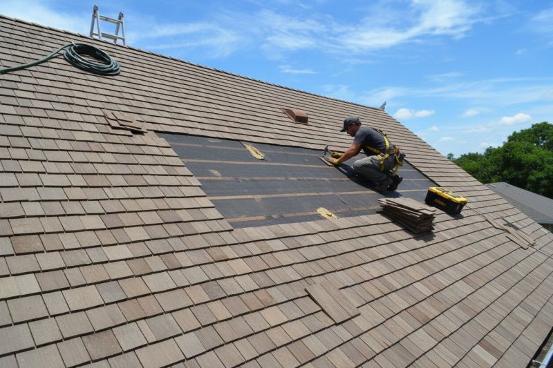 Wood Shake Roof Repair in Palmyra, VA